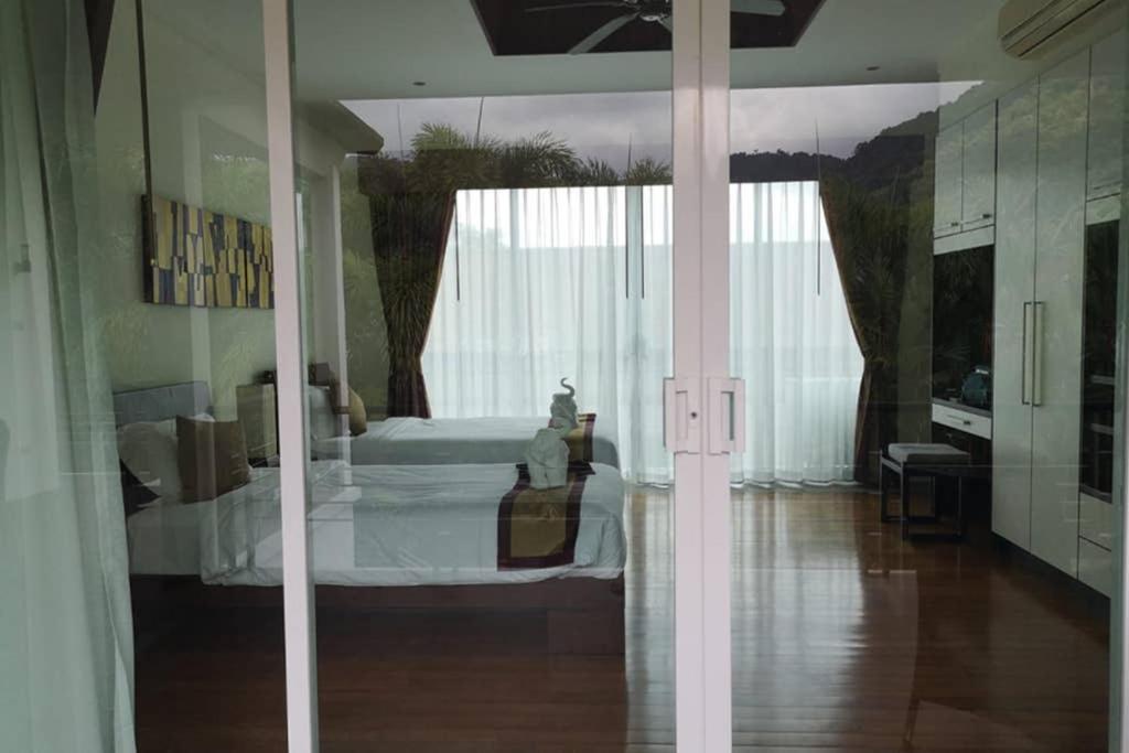 4 Bedroom Villa Kamala Beach Phuket Exterior photo